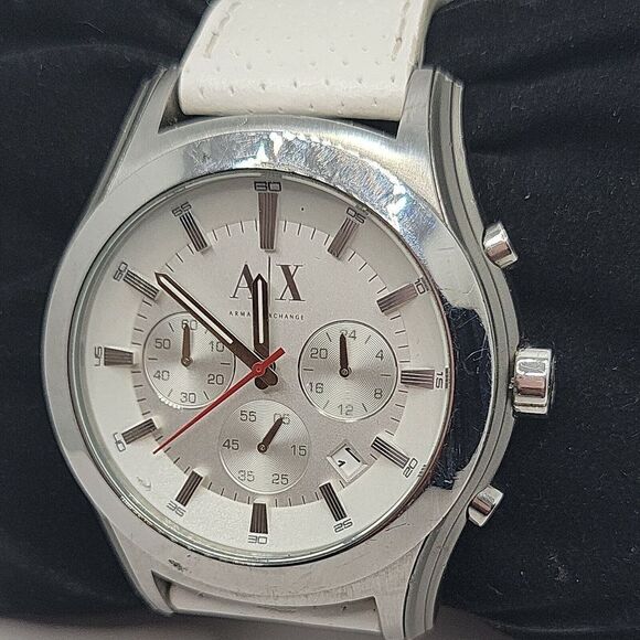 Armani Exchange AX2071 Men's White Leather Analog Dial Quartz Wrist Watch BC499 - Picture 2 of 10